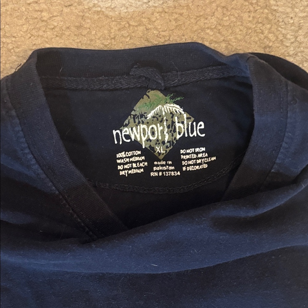 Men's Short Sleeve Black Graphic Tee - Picture 2 of 4